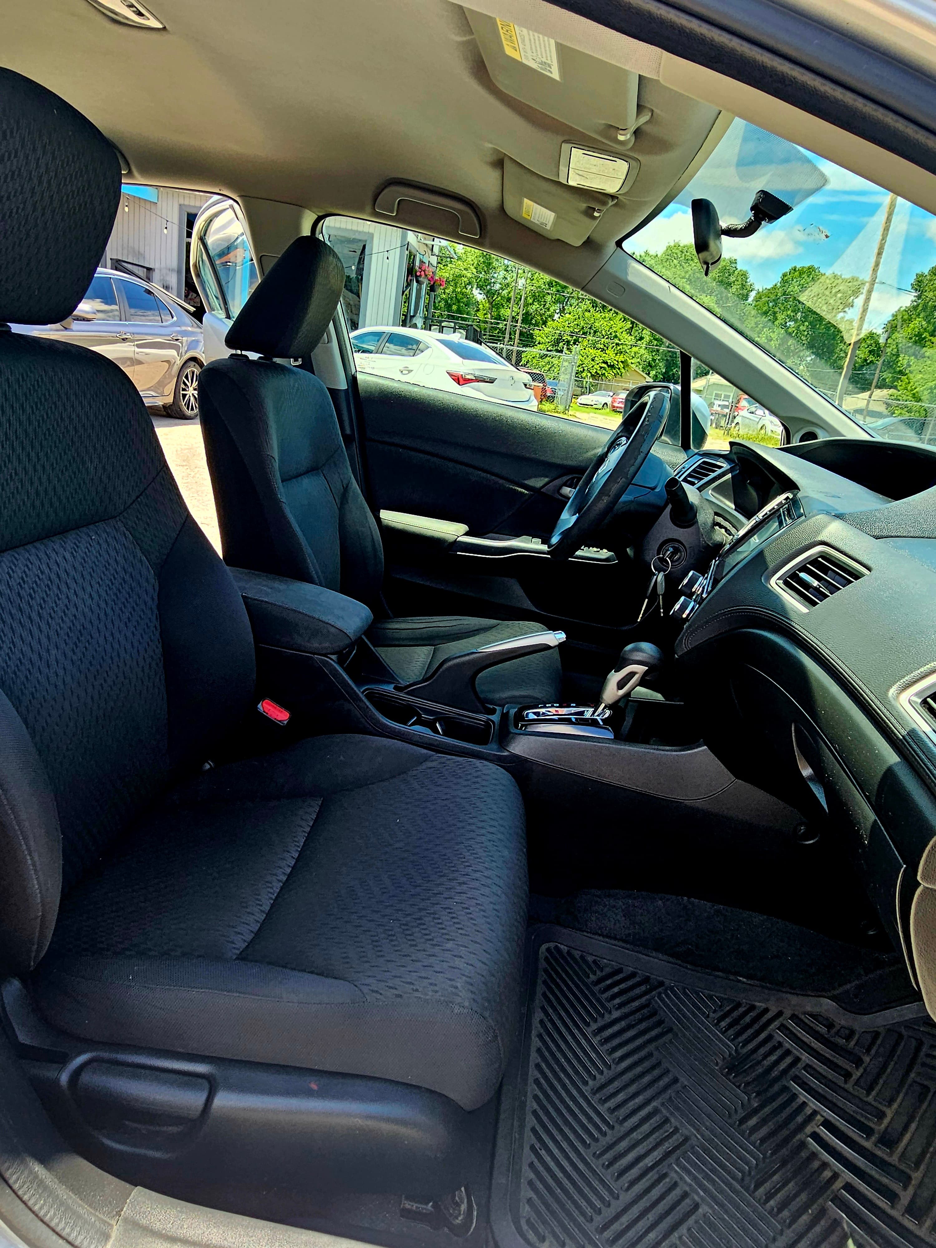 2015 HONDA CIVIC SE 4